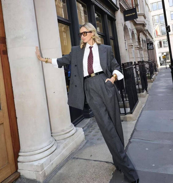 Костюм Saint Laurent женский графитовый 197875-2