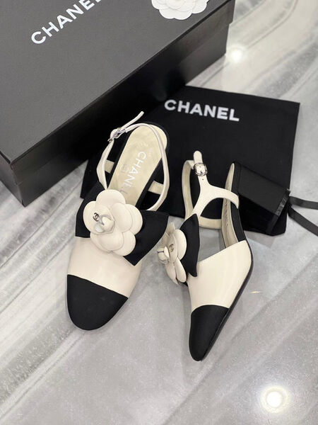 Туфли Chanel женский кожа белый 119061-2