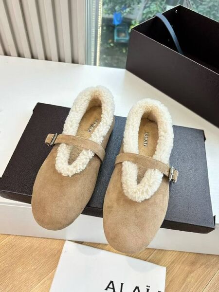 Женские зимние туфли Alaïa женский замша бежевый s4164964-1-6