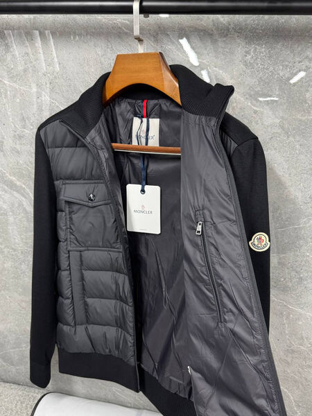 Мужская куртка Moncler мужской черный 200976-4