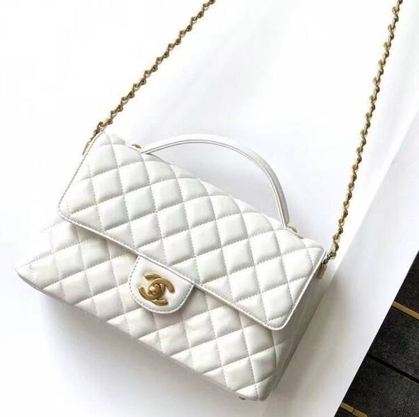 Сумка Chanel женский кожа белый 182083