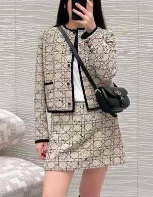 Костюм Christian Dior женский графитовый 173166