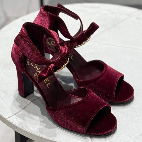 Босоножки Dolce & Gabbana женский велюр бордовый 172737
