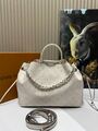 Сумка Louis Vuitton женский кожа swift молочный l8812011-1