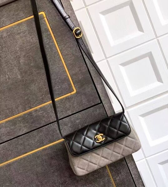 Сумка Chanel женский кожа черный 195884