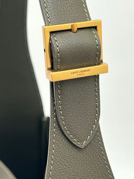 Сумка Saint Laurent женский кожа бежевый 143497-5