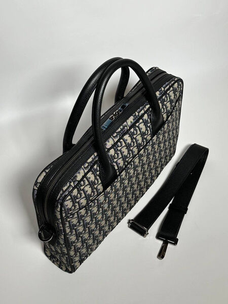 Мужской портфель Christian Dior мужской кожа swift черный,белый 132091-5