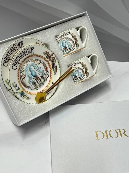 Чайный (кофейный) сервиз Dior фарфор T751645-1