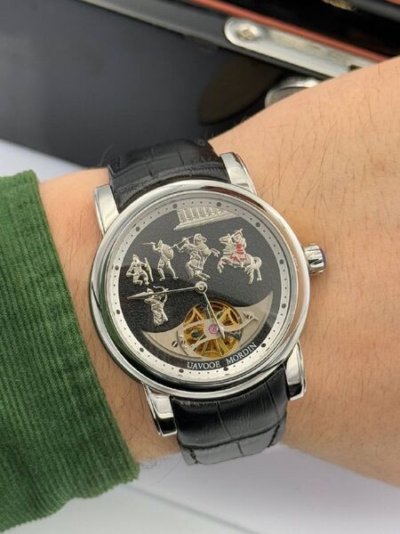 Мужские часы Ulysse Nardin мужской черный v3571871-1