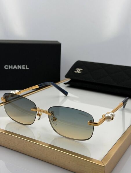 Солнцезащитные очки Chanel женский p3518895-1-2