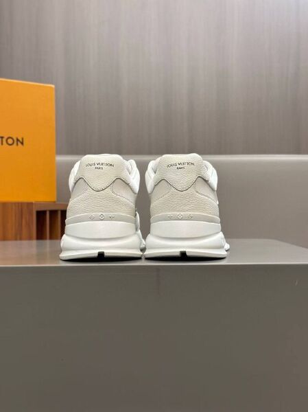 Мужские кроссовки Louis Vuitton Classic мужской кожа белый v5046777-1-8
