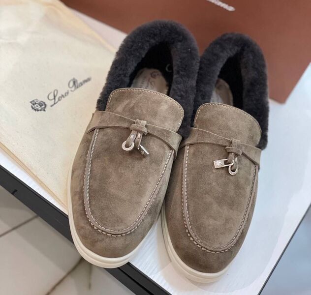 Лоферы Loro Piana женский овчина 40621