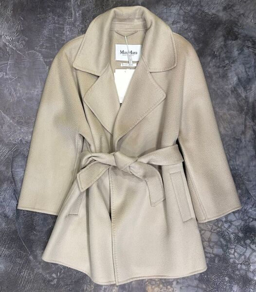 Пальто Max Mara женский бежевый 123380