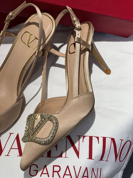 Туфли Valentino женский бежевый 104645-3