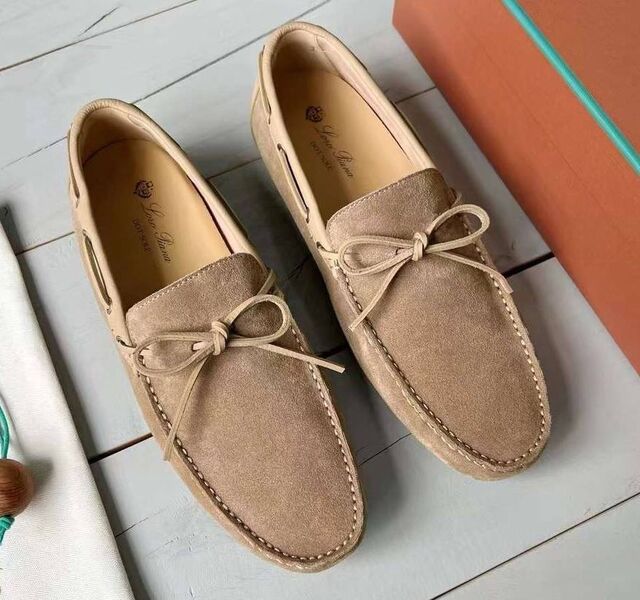 Мужские мокасины Loro Piana мужской замша песочный 152233
