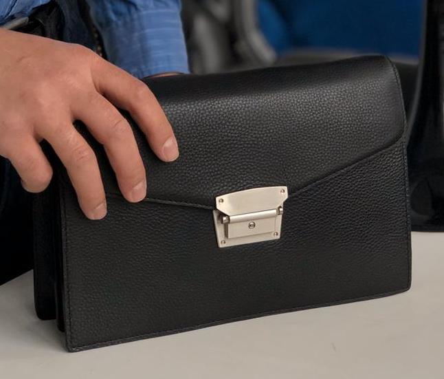Клатч Brioni 26093