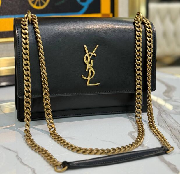 Сумка Saint Laurent Sunset Medium женский кожа черный 141997