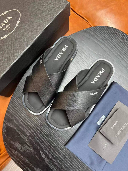 Мужские шлепки Prada мужской кожа черный 135344-6