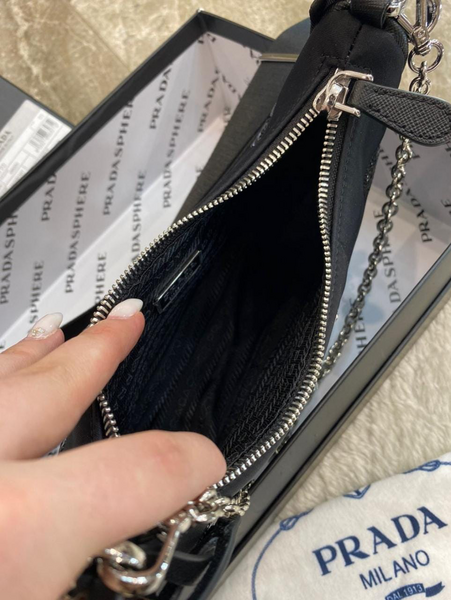 Сумка Prada женский кожа черный 77195-3