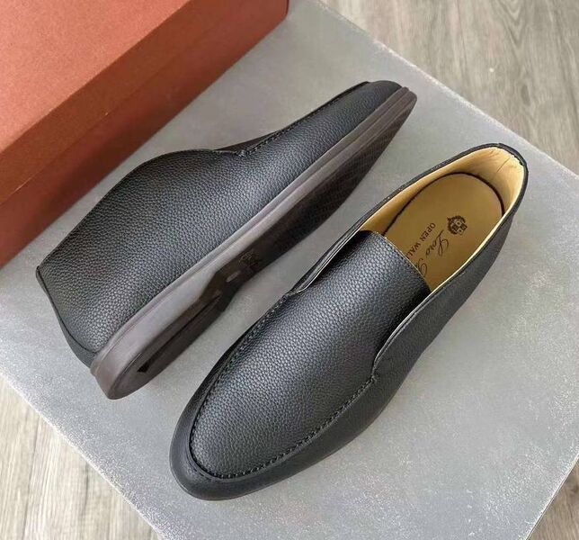 Мужские лоферы Loro Piana мужской кожа черный 120895