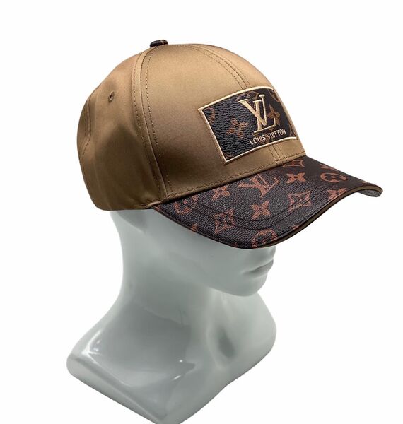 Кепка Louis Vuitton женский 25975