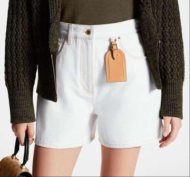 Шорты Louis Vuitton женский белый 117259