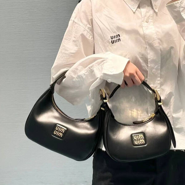 Сумка Miu Miu женский кожа черный 126472-4