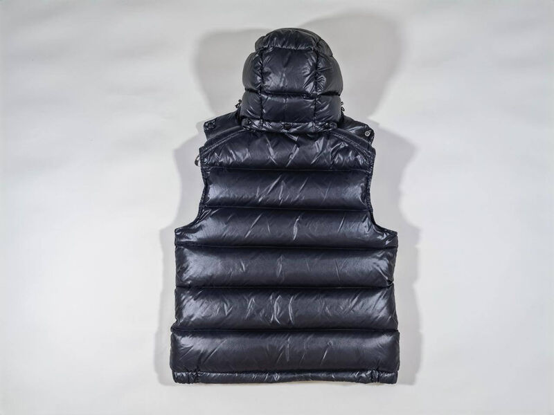 Мужской жилет Moncler мужской черный 161288-12