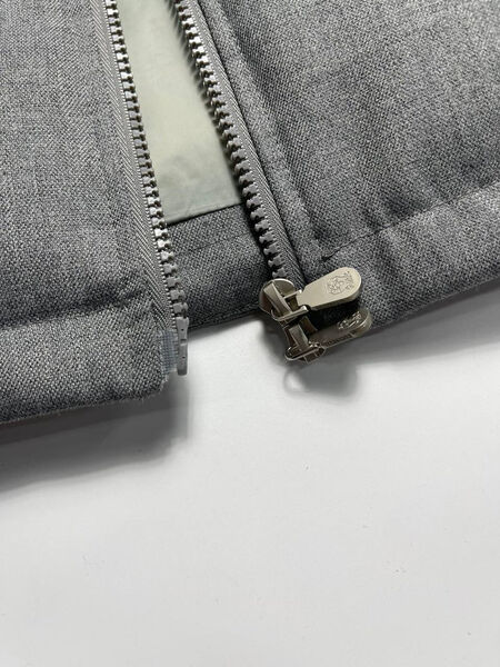 Мужской пуховик Brunello Cucinelli мужской графитовый 166354-3