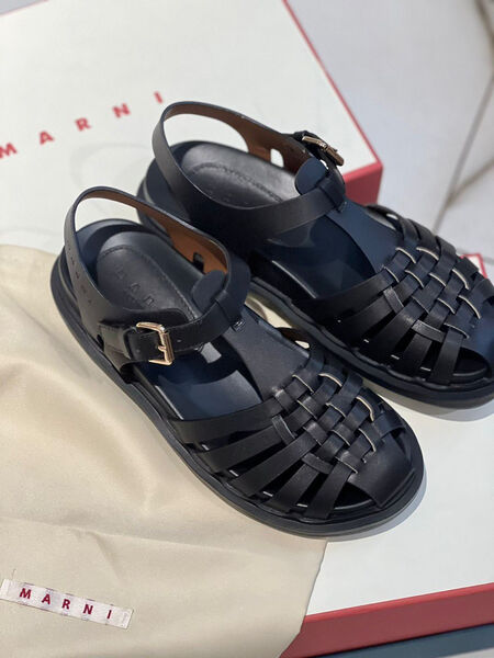 Сандалии Marni женский кожа черный 119961-2