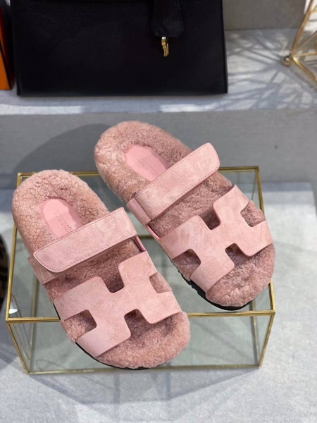 Шлепки Hermès женский замша розовый 89664-4