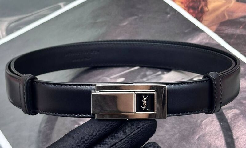 Женский ремень Saint Laurent женский кожа черный 174823