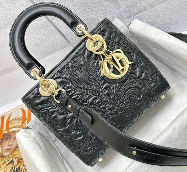 Сумка Christian Dior Lady женский кожа черный 108083
