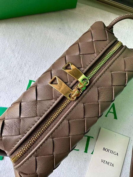 Сумка Bottega Veneta женский кожа 155466-2