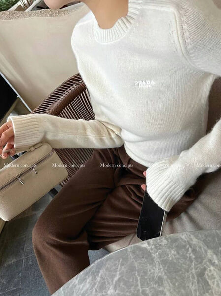 Свитер Prada женский вязаная ткань белый 131087