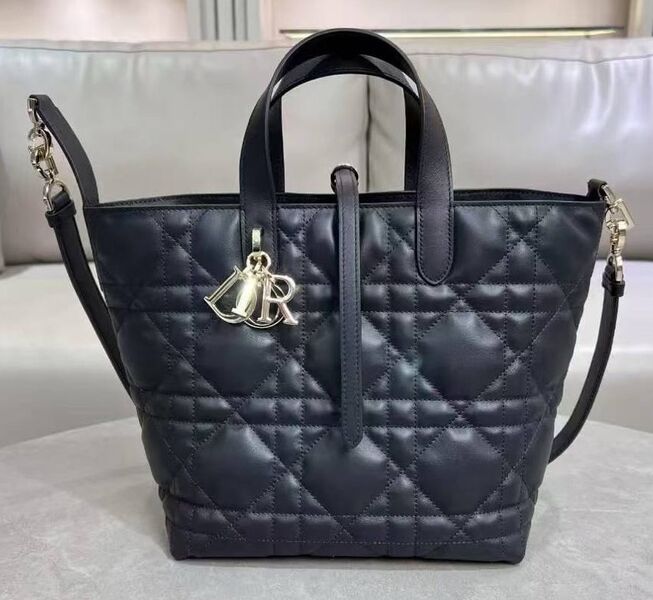 Сумка Christian Dior женский кожа черный 183776