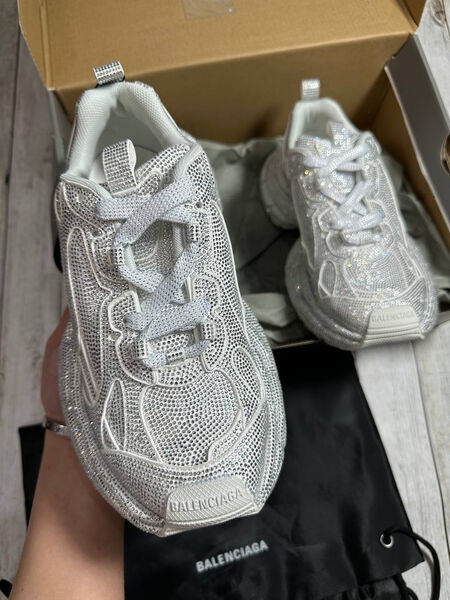 Кроссовки Balenciaga женский графитовый 137470-2