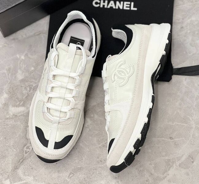 Кроссовки Chanel женский кожа белый 194803