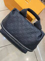 Мужской рюкзак Louis Vuitton мужской кожа черный 167091-6