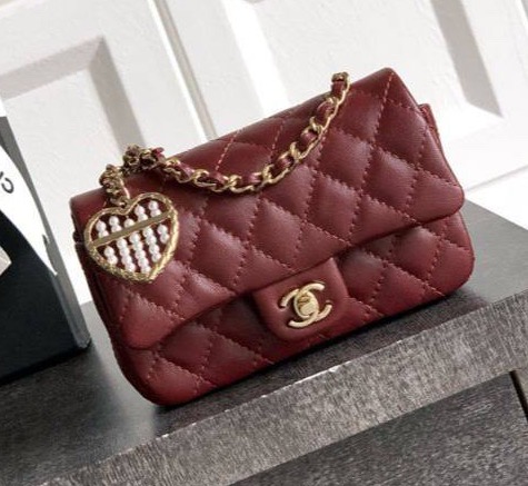 Сумка Chanel Micro женский кожа бордовый 195954