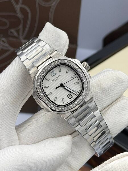 Часы Patek Philippe женский серебристый T752172-1-6