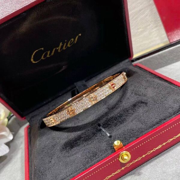 Женский браслет Cartier Love w4472600-1-3