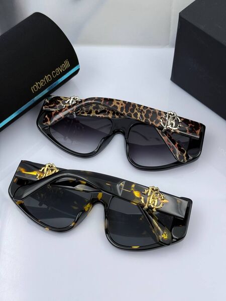 Солнцезащитные очки Roberto Cavalli женский q1660397-1-6