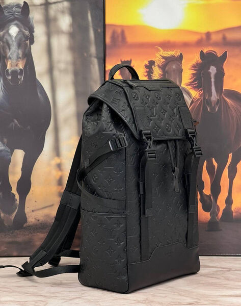 Мужской рюкзак Louis Vuitton мужской кожа черный 190594-4