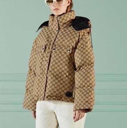 Пуховик Gucci женский бежевый 123829