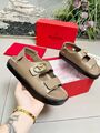 Женские сандалии Valentino женский кожа swift нюдовый u0155133-1