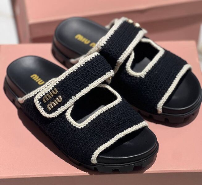 Сандалии Miu Miu женский текстиль черный 152955