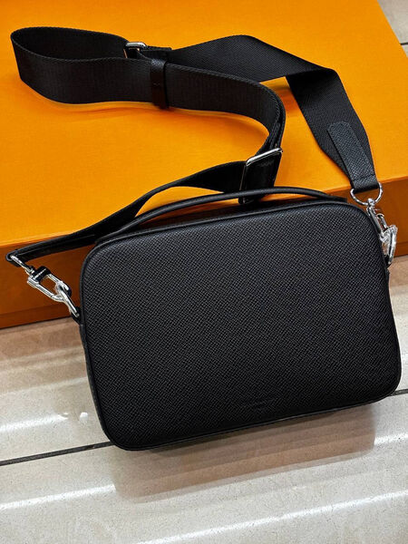 Мужская сумка мессенджер Louis Vuitton мужской кожа черный 167084-2