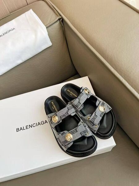Женские шлепанцы Balenciaga женский текстиль серый h1706338-1-2
