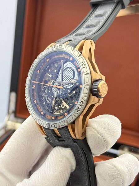 Мужские часы Roger Dubuis мужской серый z1869560-1-5